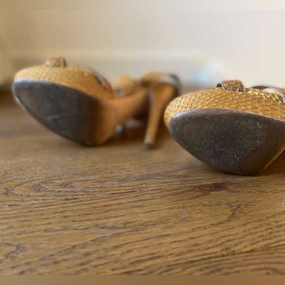 Jimmy choo mustard heels - Picture 9 of 9